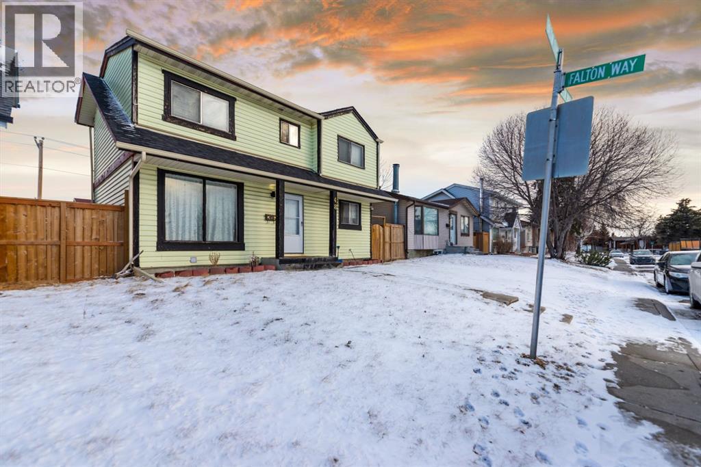 House for Sale in 48 Falton Way NE|Calgary, Alberta t3j1k4 2