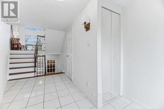 Row / Townhouse for Sale in 85 - 4165 FIELDGATE DRIVE|Mississauga (Rathwood), Ontario L4W2M9 5