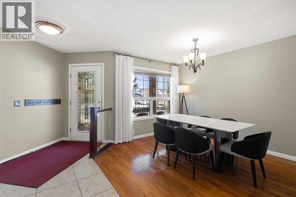 House for Sale in 40 Wentworth Close SW|Calgary, Alberta T3H4Y9 4