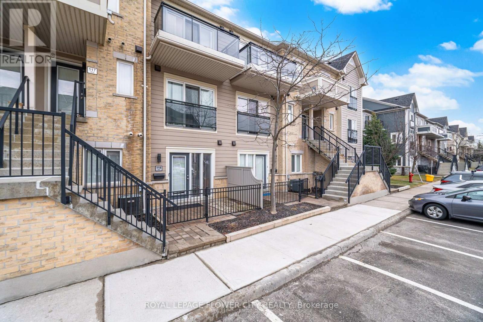 Row / Townhouse for Sale in 118 - 5035 OSCAR PETERSON BOULEVARD|Mississauga (Churchill Meadows), Ontario L5M0P4 4