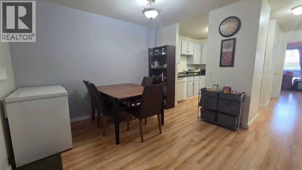 Apartment for Sale in 318, 10120 Brookpark Boulevard SW|Calgary, Alberta T2W3G3 3