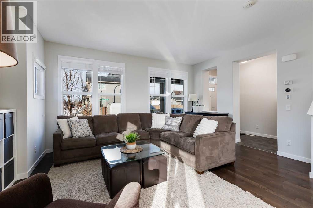 House for Sale in 114 Skyview Springs Rise NE|Calgary, Alberta T3N0C2 2