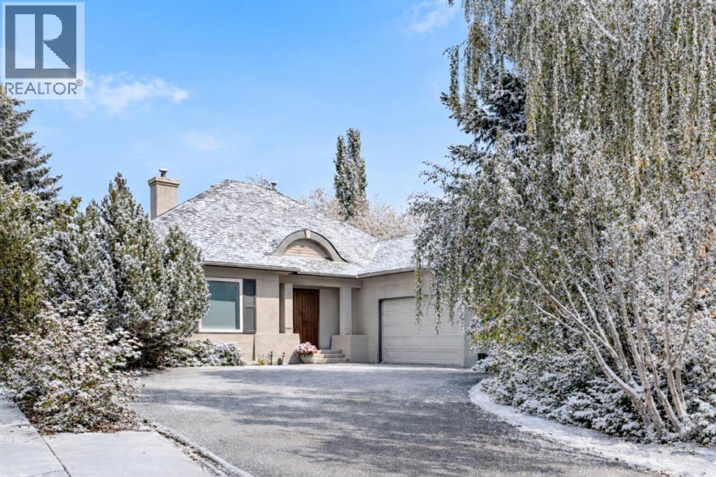 House for Sale in 33 Ridge Pointe Drive|Heritage Pointe, Alberta T1S4H1