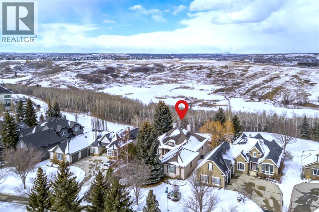 House for Sale in 33 Ridge Pointe Drive|Heritage Pointe, Alberta T1S4H1 2