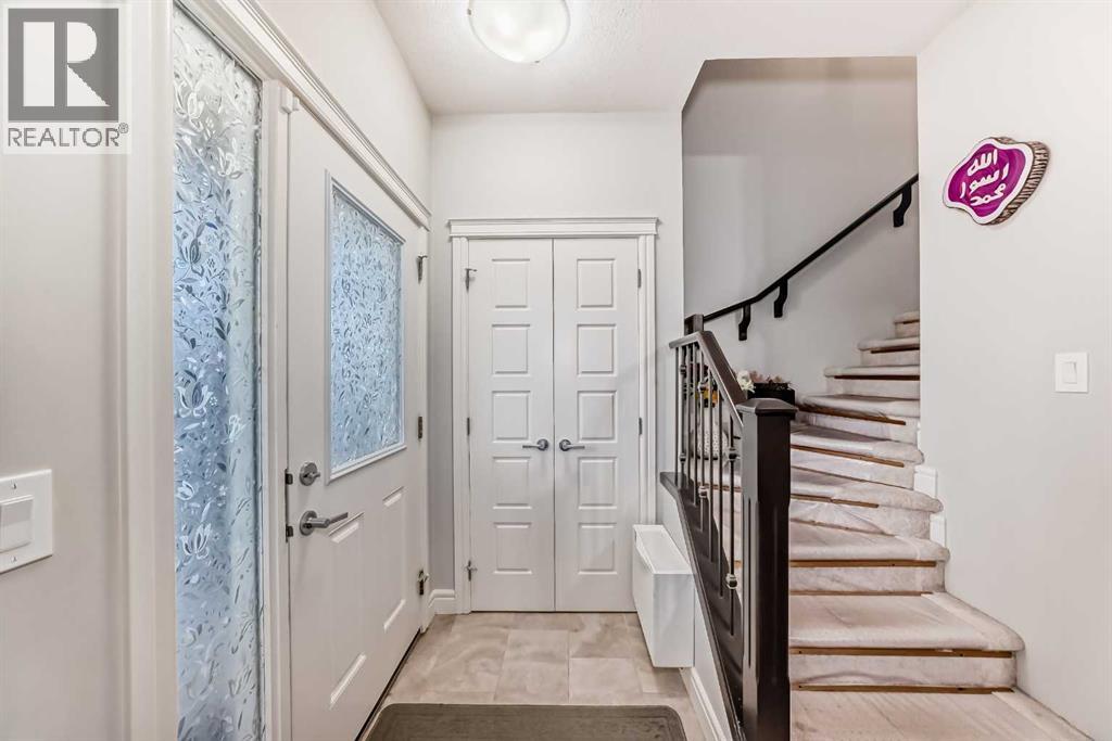 Duplex for Sale in 10097 46 Street NE|Calgary, Alberta T3J0Y5 3