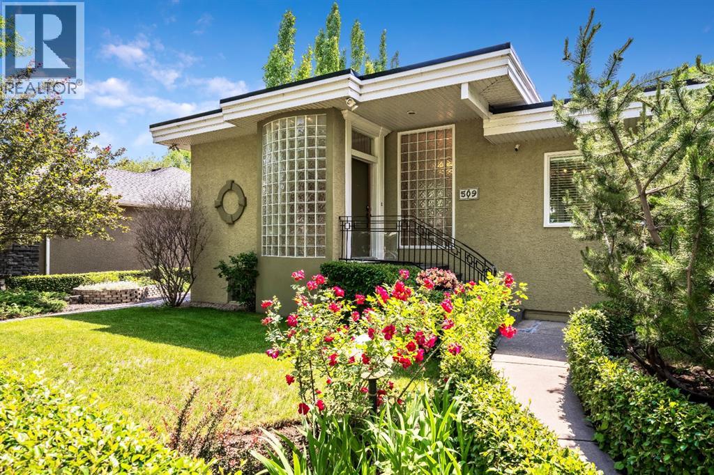 House for Sale in 509 15 Avenue NE|Calgary, Alberta T2E1H7 4