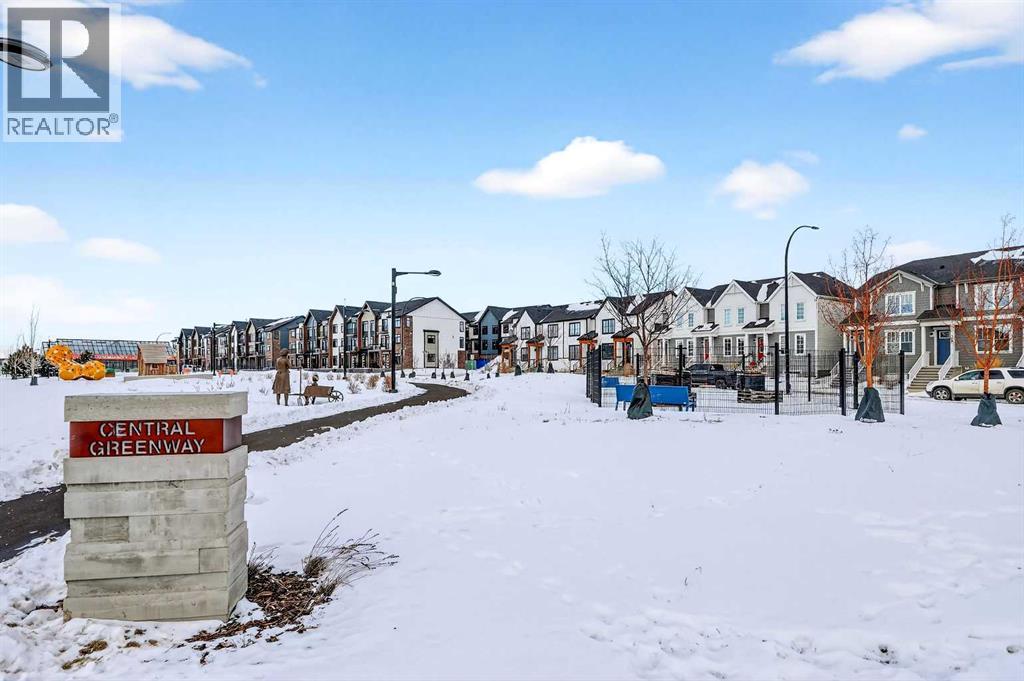 Row / Townhouse for Sale in 125, 1750 Rangeview Drive SE|Calgary, Alberta T3S0X3 5