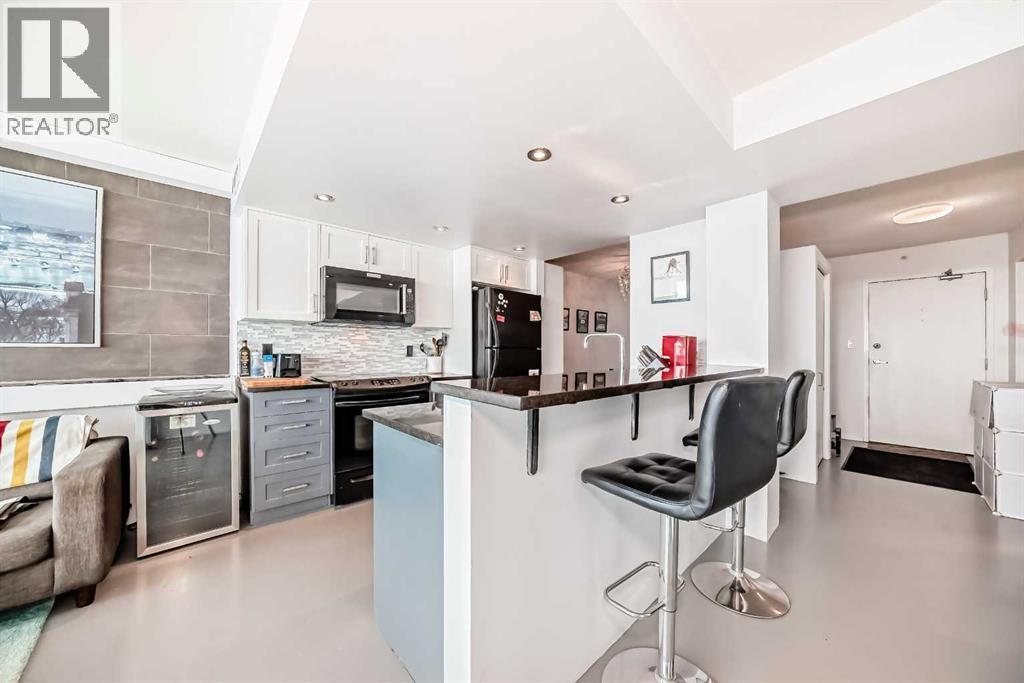 Apartment for Sale in 1606, 188 15 Avenue SW|Calgary, Alberta T2R1S4 2