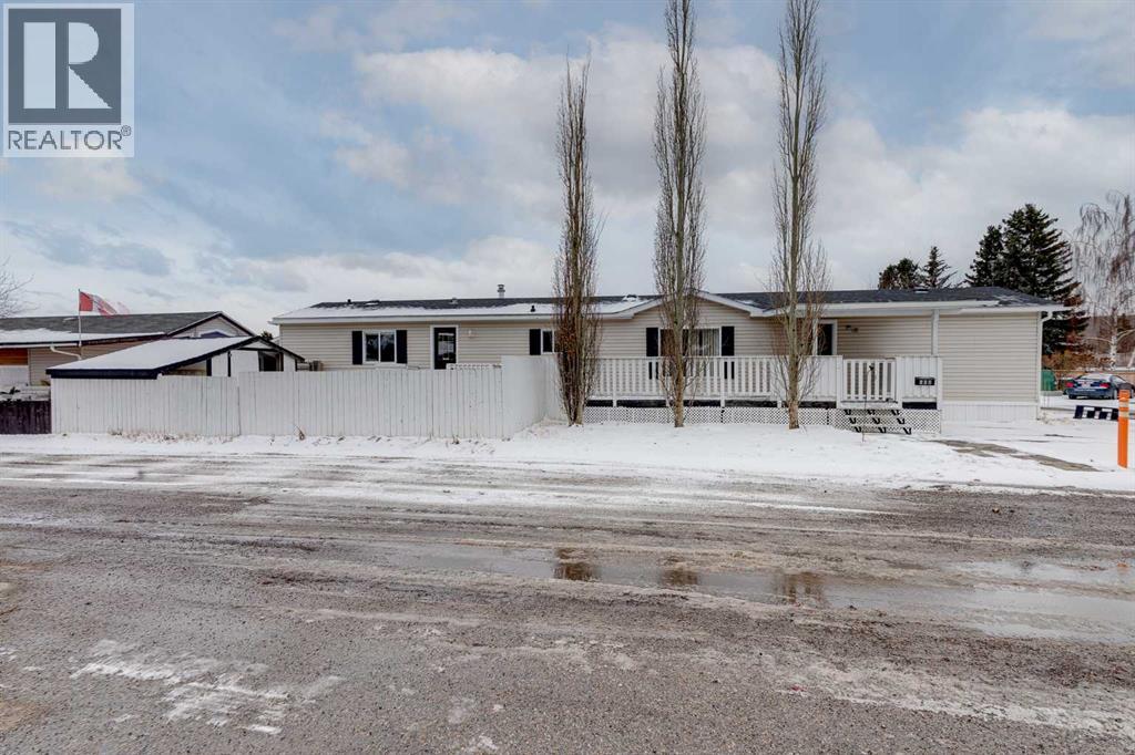 Mobile Home for Sale in 508, 3223 83 Street NW|Calgary, Alberta T3B5N7