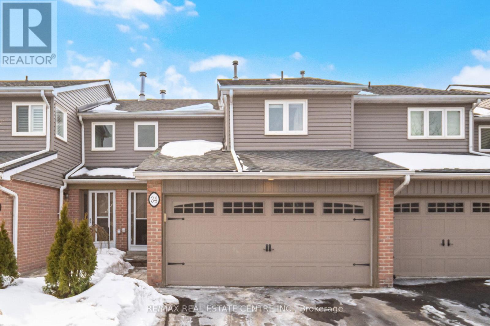 Row / Townhouse for Sale in 34 - 3125 FIFTH LINE WEST|Mississauga (Erin Mills), Ontario L5L3S8