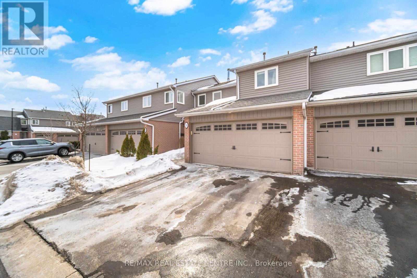Row / Townhouse for Sale in 34 - 3125 FIFTH LINE WEST|Mississauga (Erin Mills), Ontario L5L3S8 4