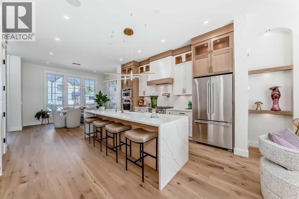 Duplex for Sale in 2313 23 Avenue SW|Calgary, Alberta T2T0W3 5