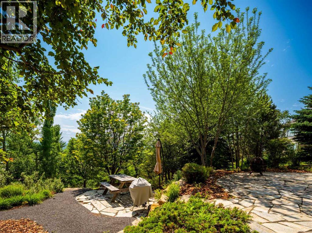 House for Sale in 57 Slopes Point SW|Calgary, Alberta T3H3Y8 4