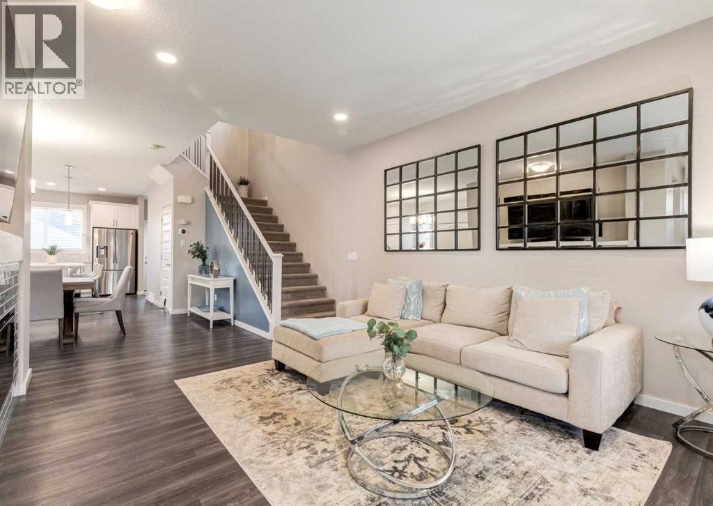 House for Sale in 50 Legacy Glen Circle SE|Calgary, Alberta T2X4R6 5