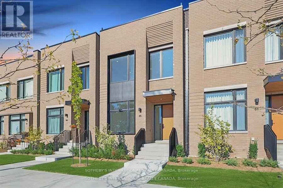 Row / Townhouse for Sale in TH 85 - 60 LOU PARSONS WAY DRIVE|Mississauga (Port Credit), Ontario L5H0B2