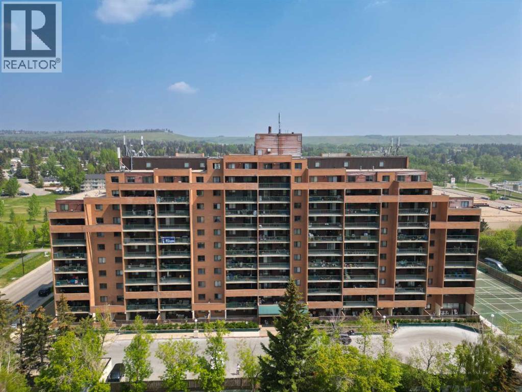 Apartment for Sale in 212, 5204 Dalton Drive NW|Calgary, Alberta T3A3H1 3