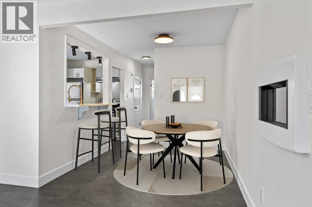 Duplex for Sale in 412 33 Avenue NE|Calgary, Alberta T2E2J1 3