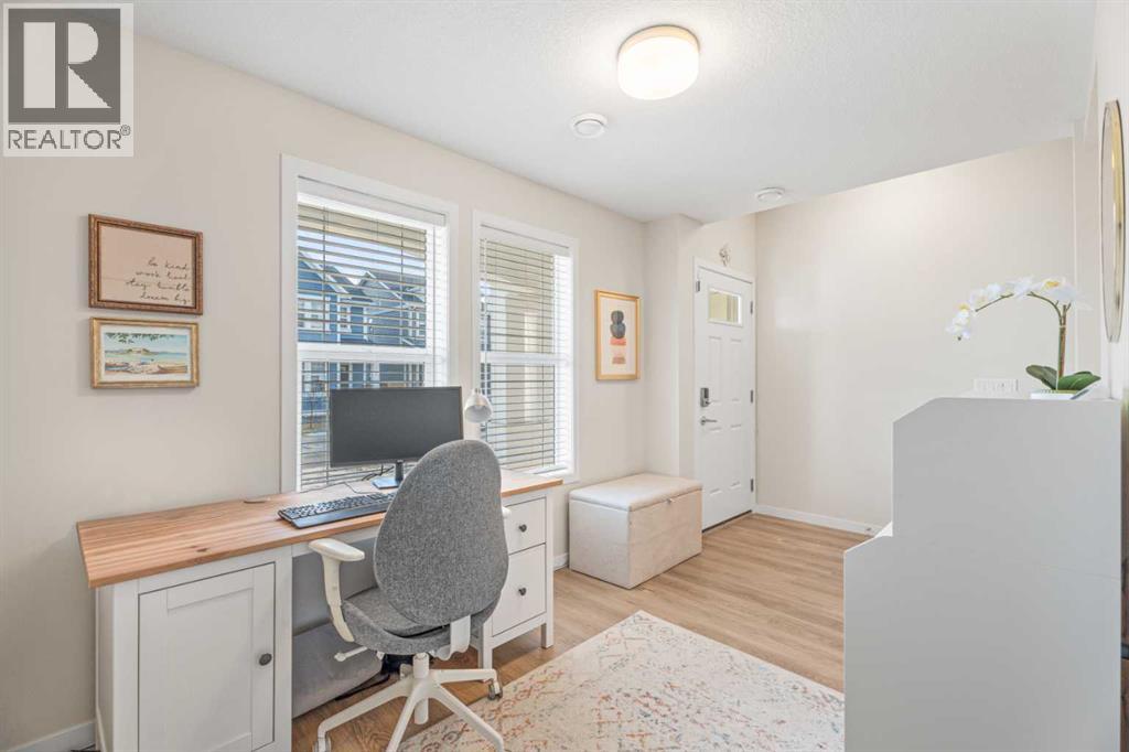 Row / Townhouse for Sale in 160 Copperleaf Way SE|Calgary, Alberta T2Z5G5 2