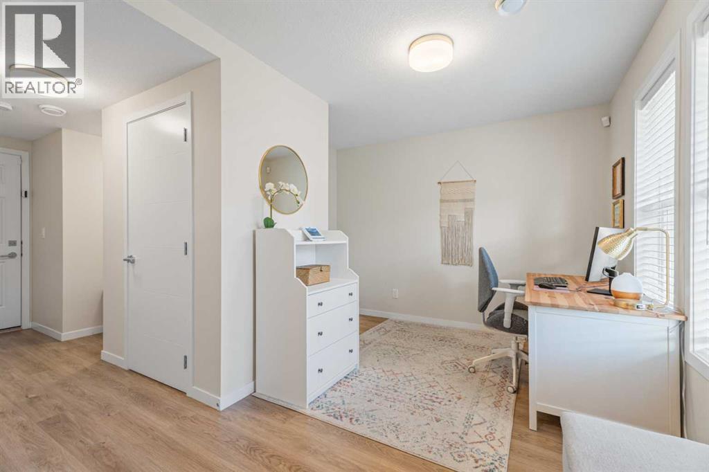 Row / Townhouse for Sale in 160 Copperleaf Way SE|Calgary, Alberta T2Z5G5 3