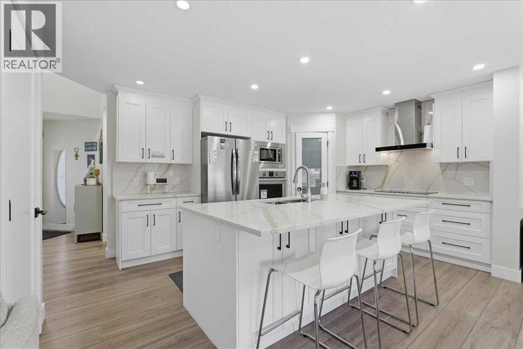 House for Sale in 147 Coral Springs Court NE|Calgary, Alberta T3J3W9 5