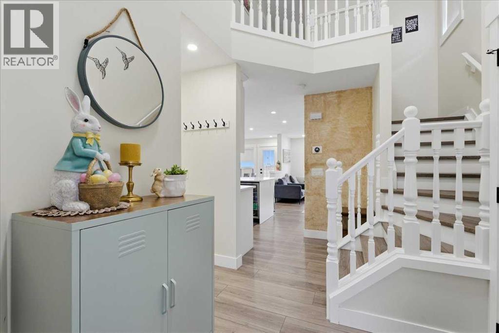 House for Sale in 147 Coral Springs Court NE|Calgary, Alberta T3J3W9 2