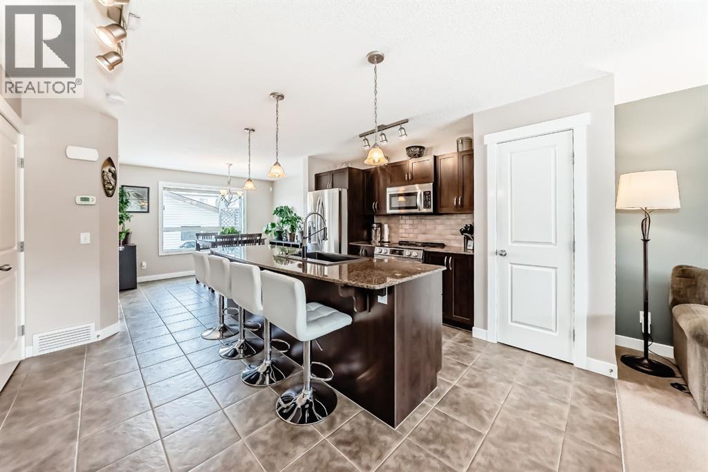 Duplex for Sale in 36 Panora Way NW|Calgary, Alberta T3K0R3 5