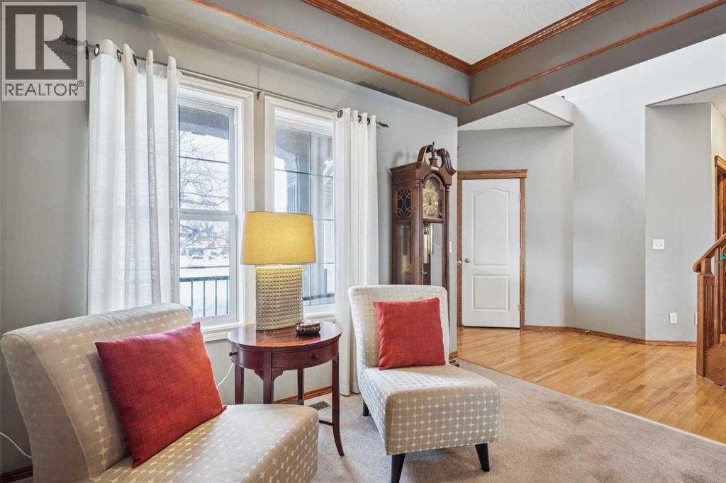 House for Sale in 63 Evergreen Heights SW|Calgary, Alberta Y2Y3A6 5