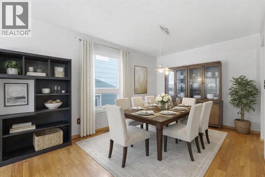 House for Sale in 311 Parkglen Crescent SE|Calgary, Alberta T2V4M4 3