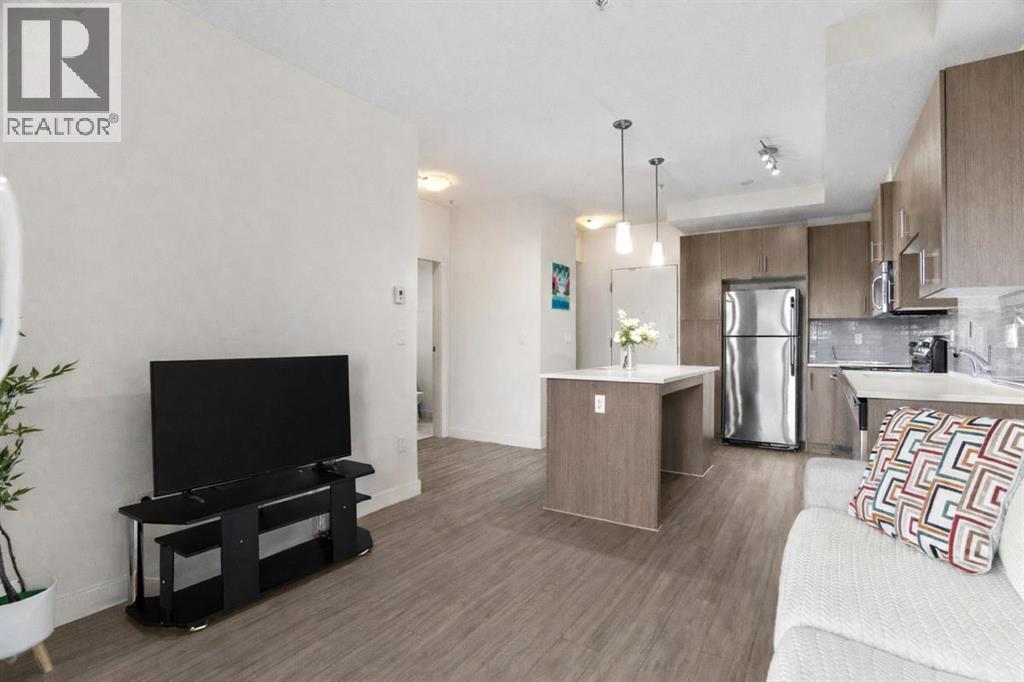 Apartment for Sale in 201, 15233 1 Street SE|Calgary, Alberta T2X0X1 4