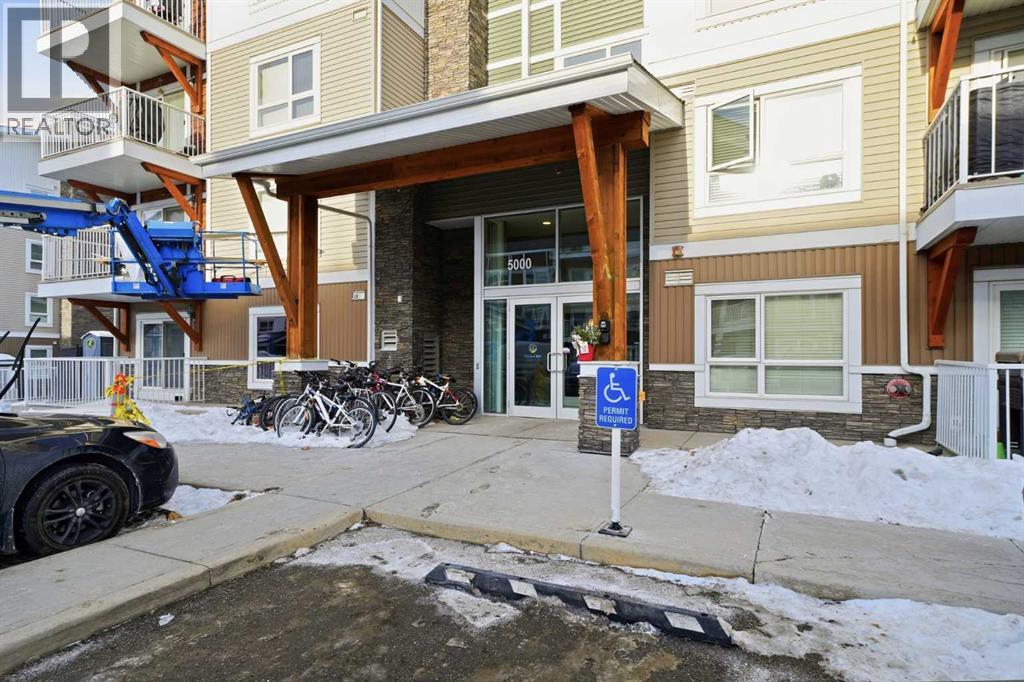 Apartment for Sale in 5304, 302 Skyview Ranch Drive NE|Calgary, Alberta T3N0P5 2