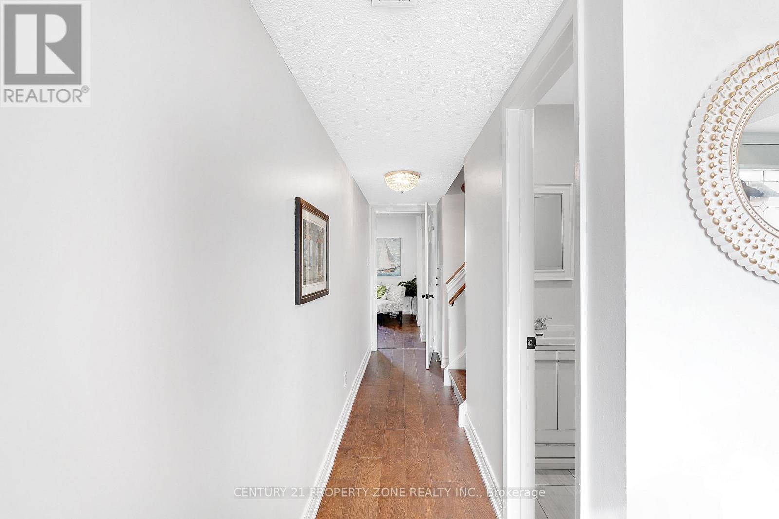 Row / Townhouse for Sale in 40 - 7340 COPENHAGEN ROAD|Mississauga (Meadowvale), Ontario L5N2S5 3