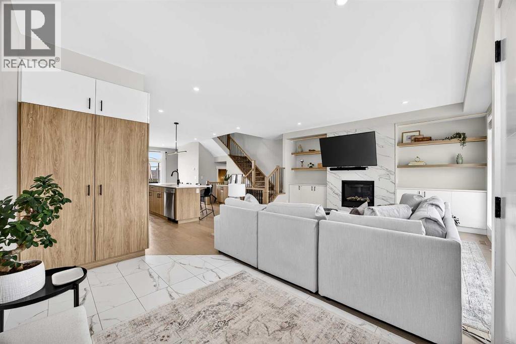 Duplex for Sale in 54 Heston Street NW|Calgary, Alberta T2K2C1 3