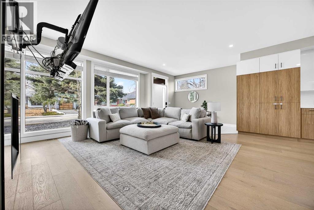 Duplex for Sale in 54 Heston Street NW|Calgary, Alberta T2K2C1 4