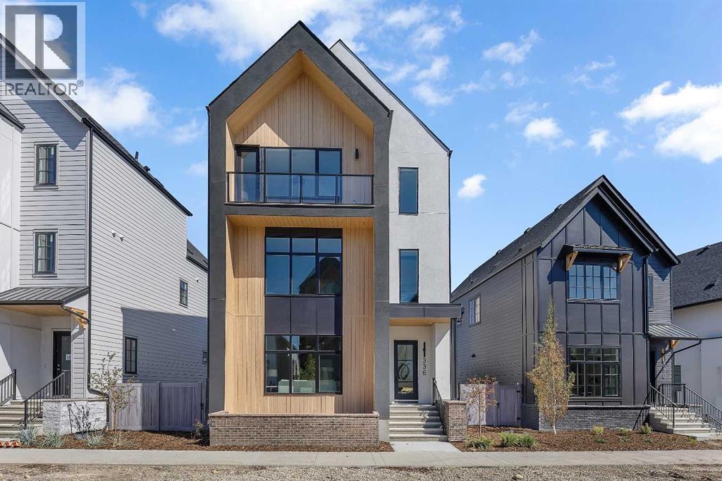 House for Sale in 336 Normandy Drive SW|Calgary, Alberta T3E7J6 5