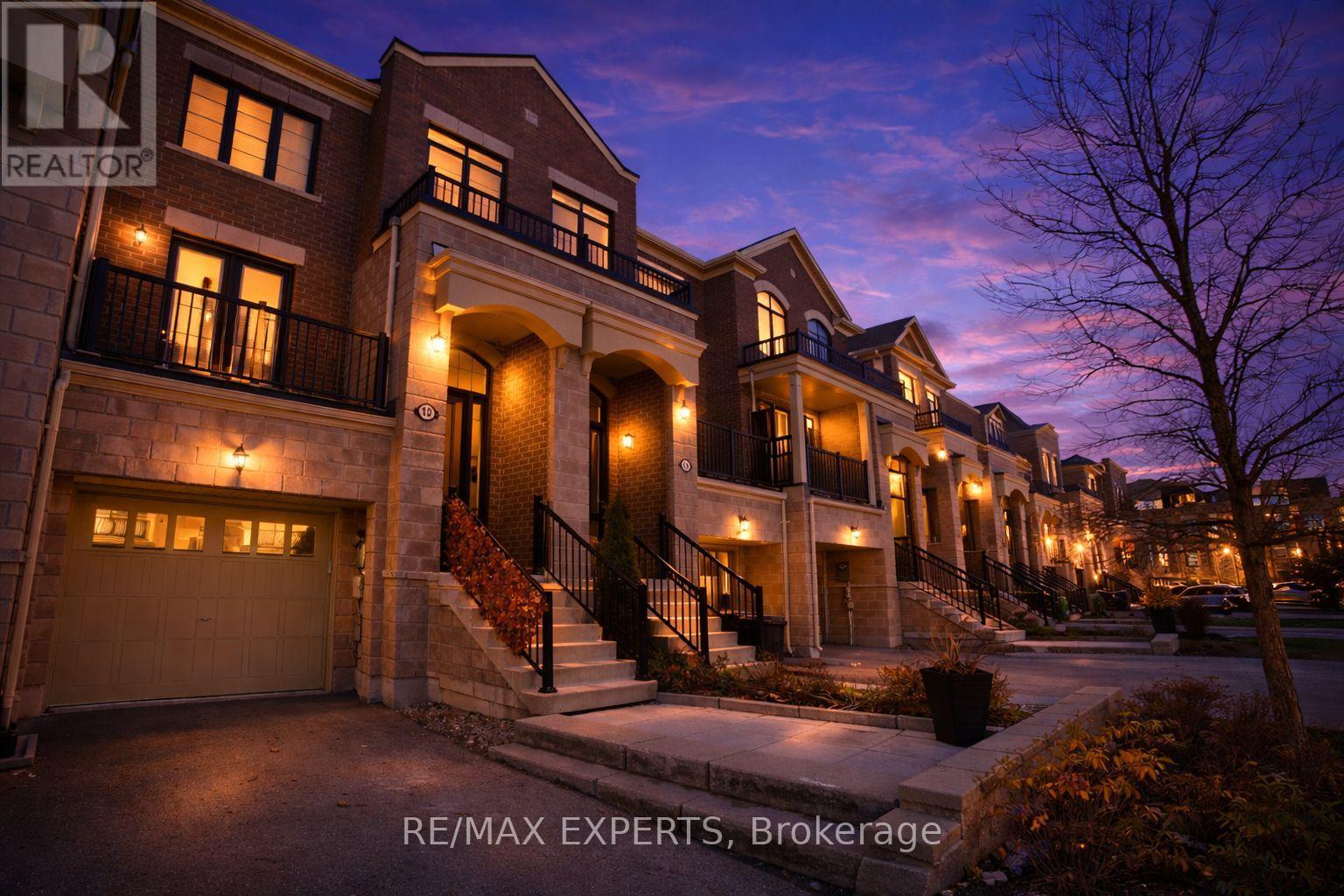 Row / Townhouse for Sale in 10 AUGUSTUS TERRACE|Toronto (Islington-City Centre West), Ontario M8Z0E4