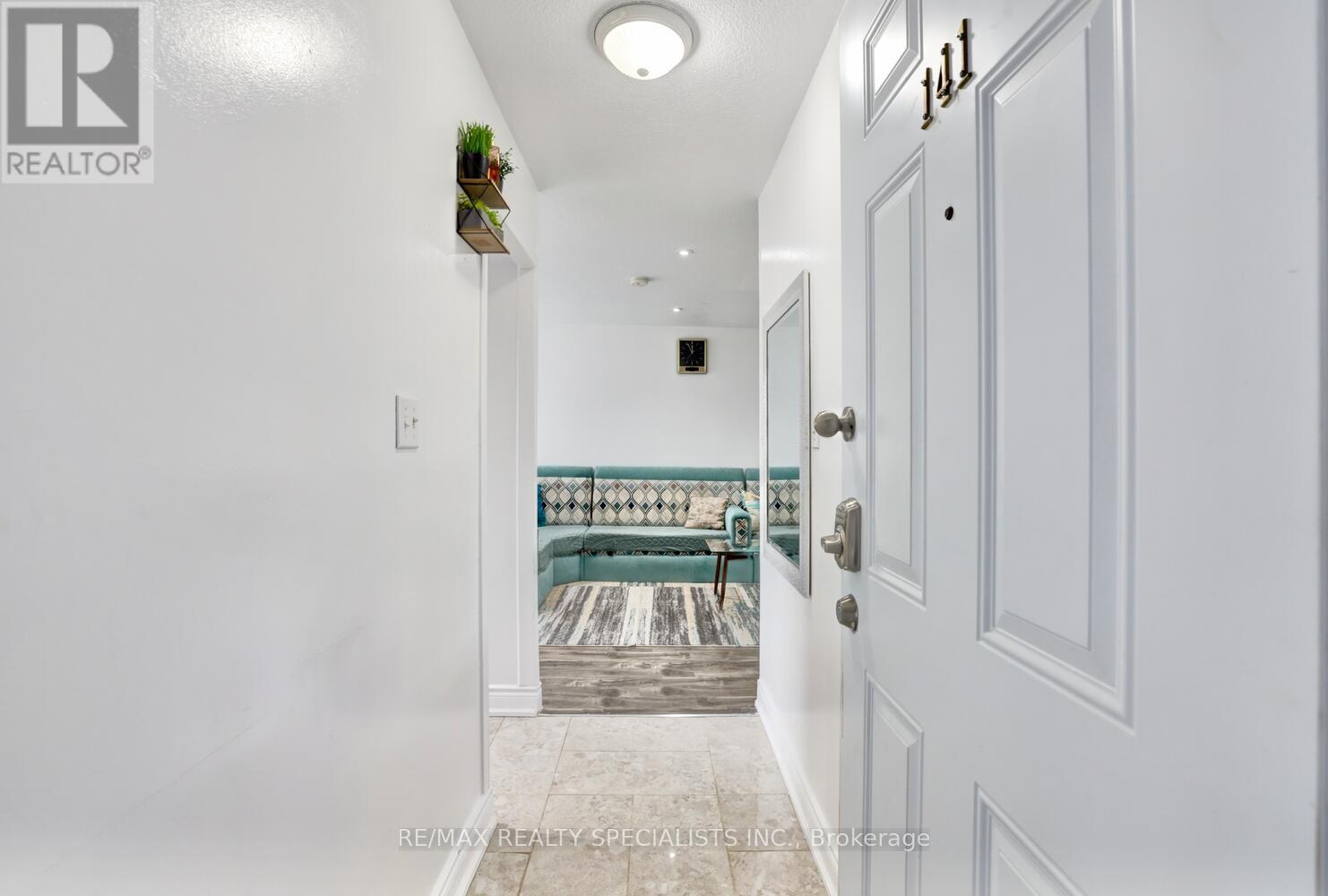 Row / Townhouse for Sale in 141 - 3040 CONSTITUTION BOULEVARD|Mississauga (Applewood), Ontario L4Y3X7 3