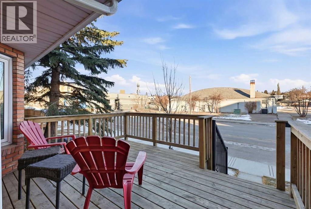 Row / Townhouse for Sale in 1, 2121 34 Avenue SW|Calgary, Alberta T2T2C5 3