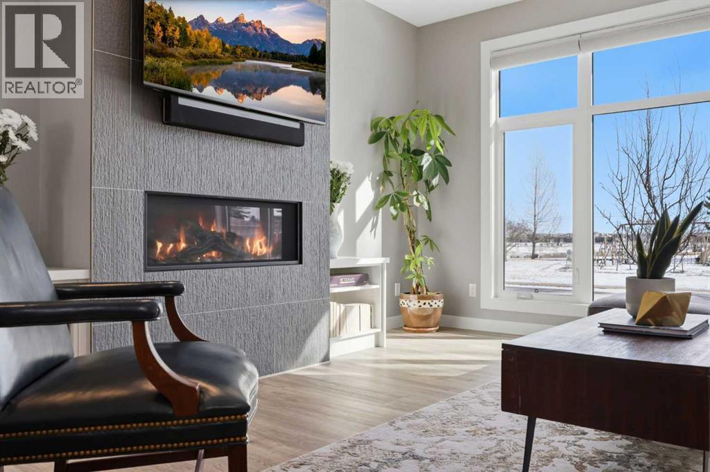 Duplex for Sale in 2313 7 Street NE|Calgary, Alberta T2E4C7 5