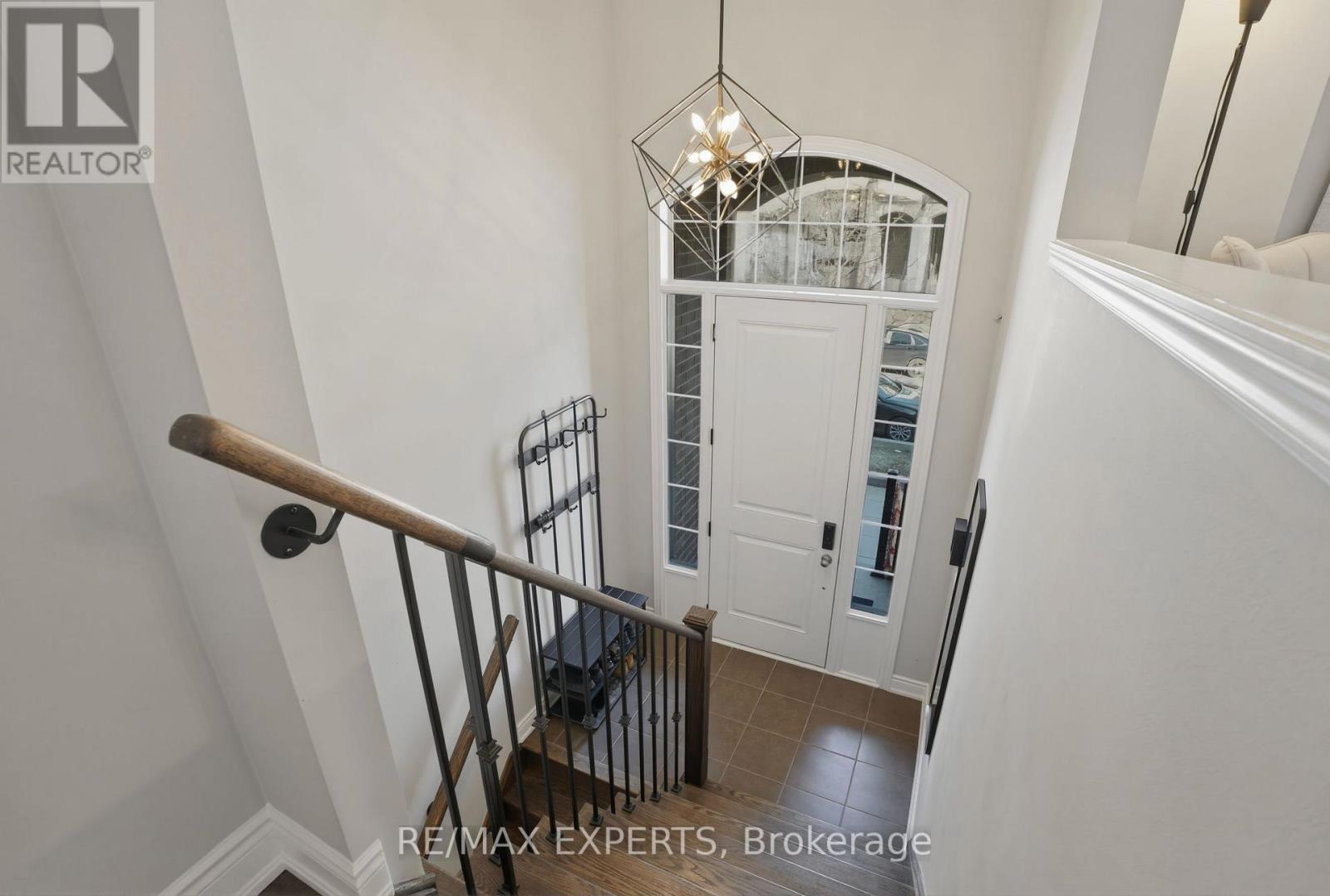 Row / Townhouse for Sale in 10 AUGUSTUS TERRACE|Toronto (Islington-City Centre West), Ontario M8Z0E4 4