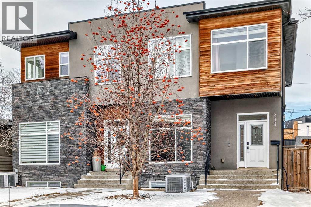 Duplex for Sale in 2807 25 Street SW|Calgary, Alberta T3E1Y1