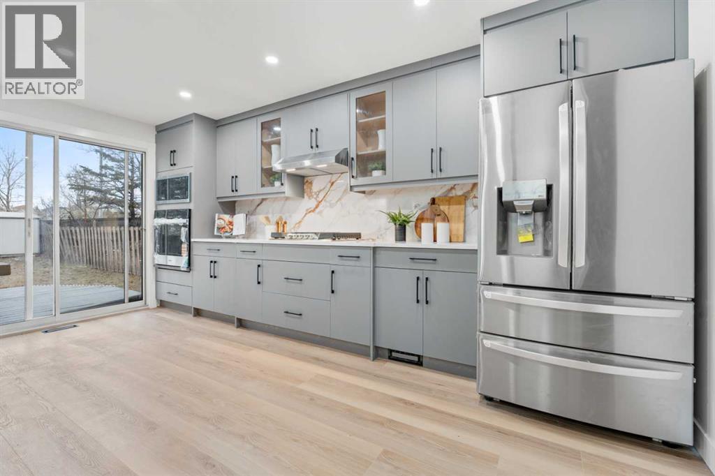 House for Sale in 80 Hawkfield Crescent NW|Calgary, Alberta T3G1Z5 3