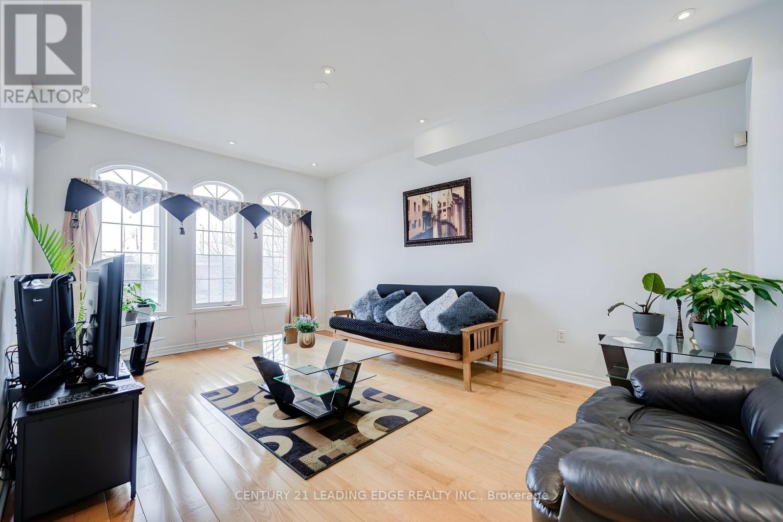 Row / Townhouse for Sale in 6604 OPERA GLASS CRESCENT|Mississauga (Meadowvale Village), Ontario L5W1R8 5