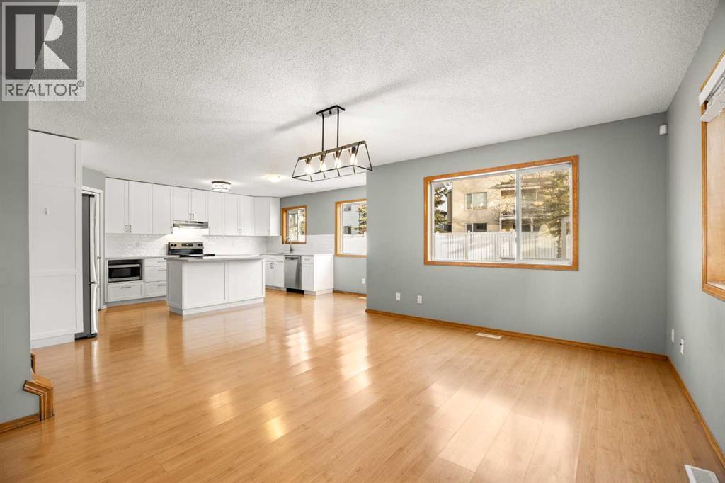 House for Sale in 36 Arbour Wood Crescent NW|Calgary, Alberta T3G4A9 2