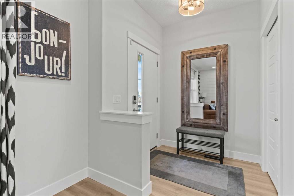 Duplex for Sale in 47 Wolf Willow Boulevard SE|Calgary, Alberta T2X3Z9 4