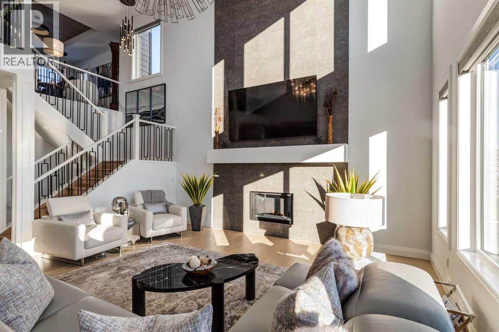 House for Sale in 13 Timberline Court SW|Calgary, Alberta T3H6C8 2