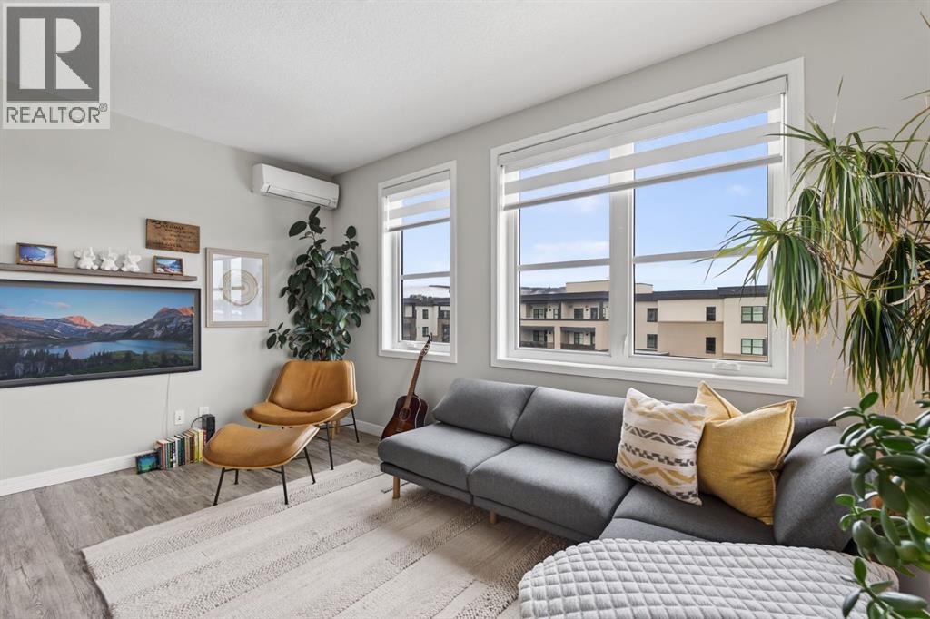 Apartment for Sale in 1402, 80 Greenbriar Place NW|Calgary, Alberta T3B6J4 4