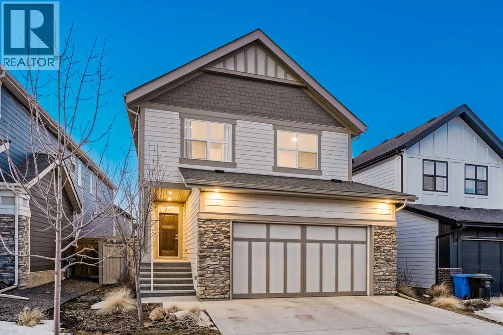 House for Sale in 184 Magnolia Terrace SE|Calgary, Alberta T3M3N2 2