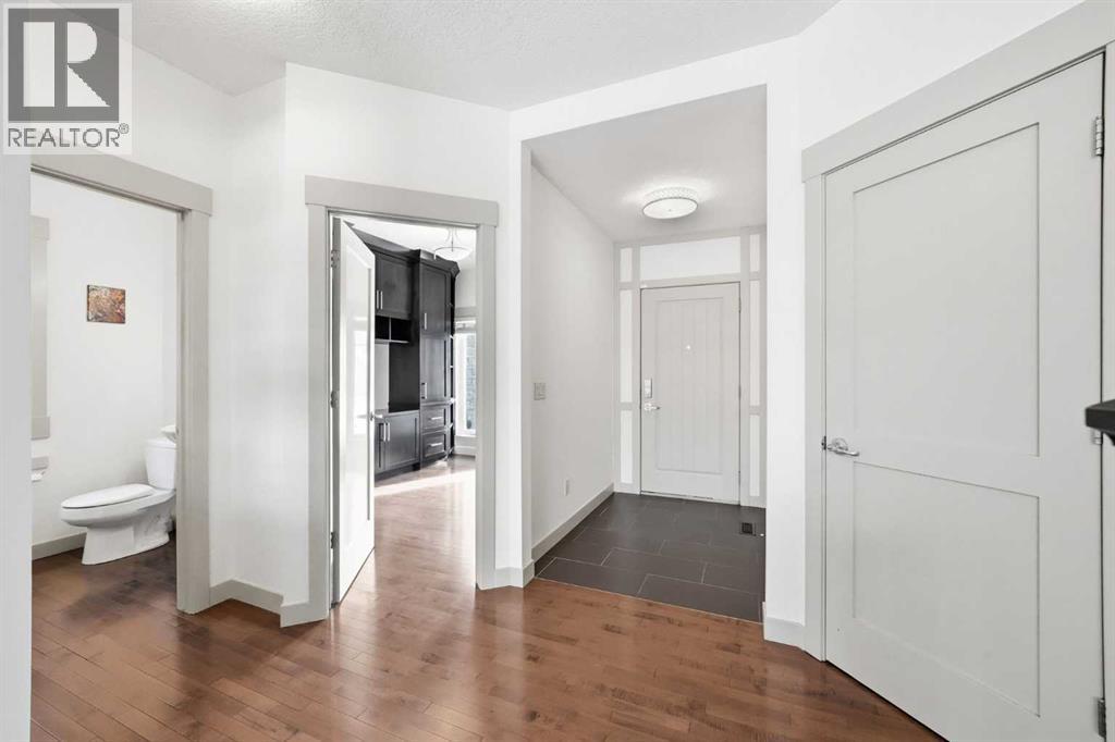 House for Sale in 428 Aspen Glen Place SW|Calgary, Alberta T3H0E9 4