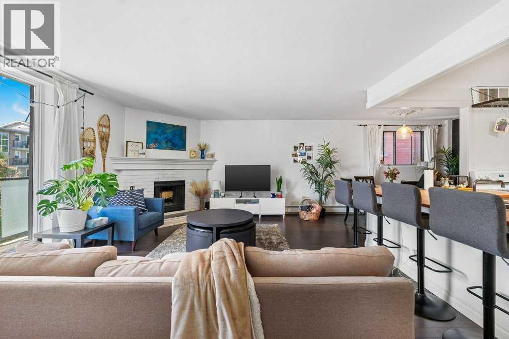 Apartment for Sale in B, 518 18 Avenue SW|Calgary, Alberta T2S0C5 4