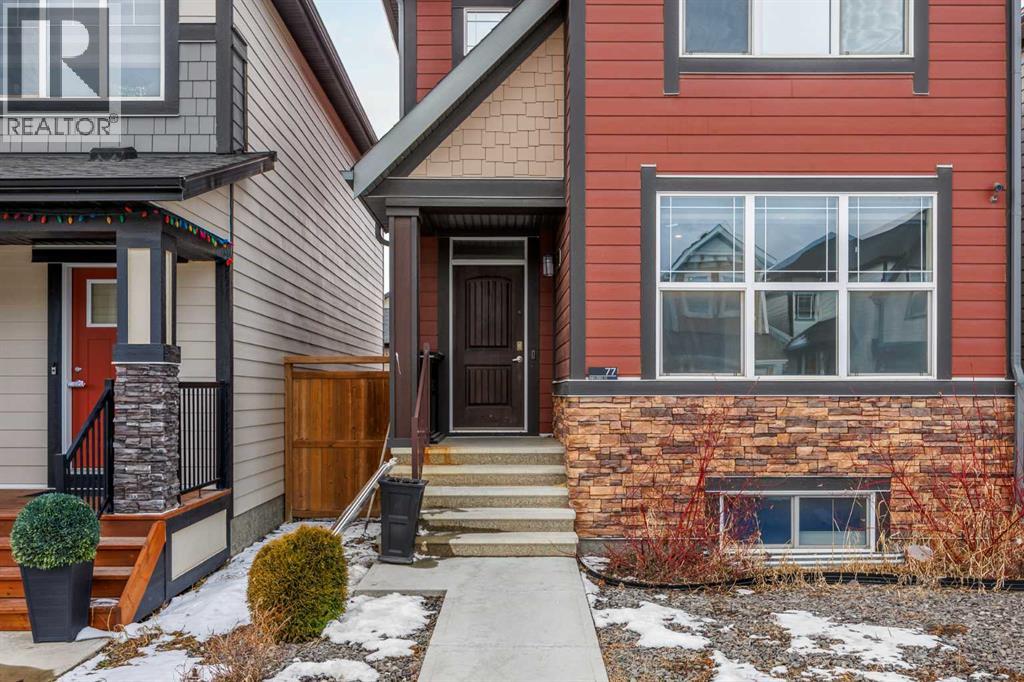 House for Sale in 77 Masters Street SE|Calgary, Alberta T3M2R7 3